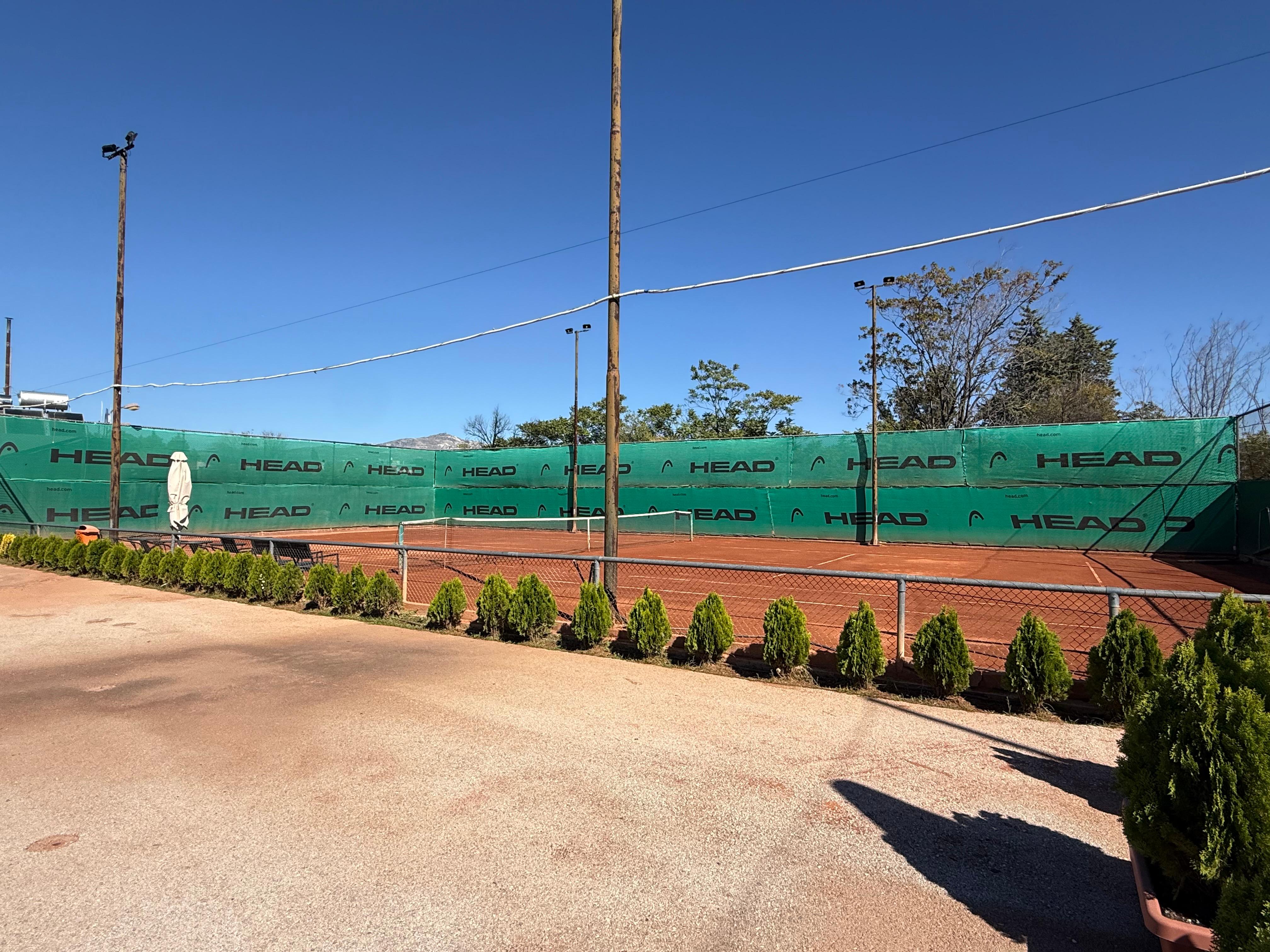 Clay tennis court — second angle